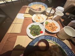 -荣家黄鱼面(前滩太古里店)