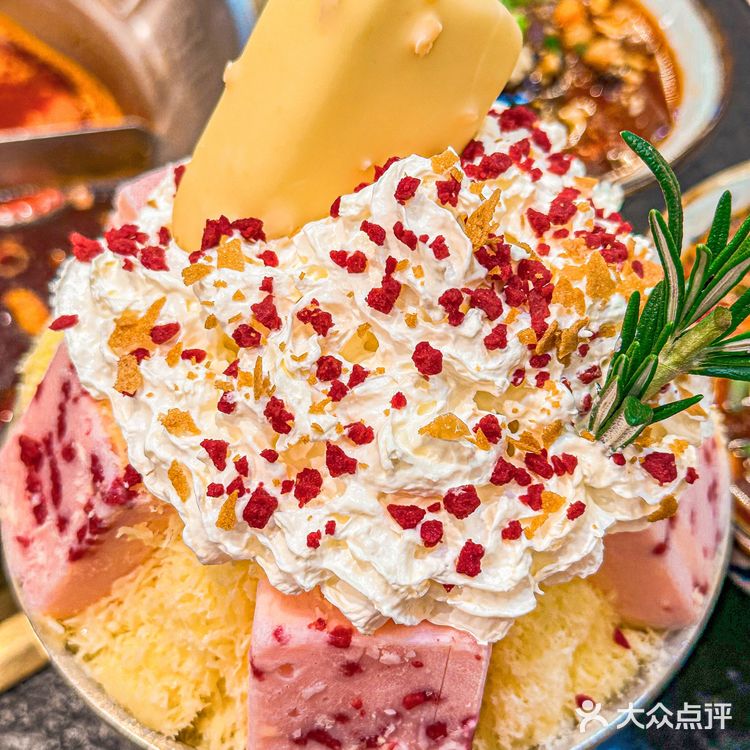 钱🐰似锦-新品来喽!排队也要吃的蜀主成都串串酒馆