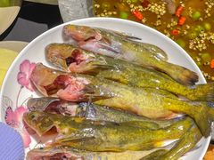 -石锅苗苗鱼(武汉首店)