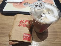 -肯德基(东安路站店)