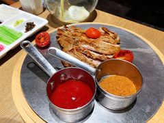 炭烧猪颈肉-小大董·烤鸭(凤凰汇店)