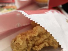 -肯德基(成都机场T2到达精选店)