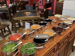 自助调料区-吼堂老火锅(武汉 天地壹方南馆店)