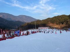 -大别山南武当滑雪场
