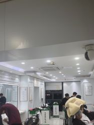 -镁连社·美联社