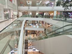 -LuOne凯德晶萃广场(徐家汇路店)