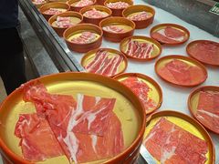-金马门国际美食百汇(珞喻路店)