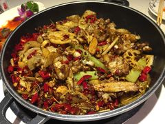 干锅牛蛙-蛙蛙叫干锅年代(簋街总店)