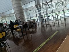 -麦当劳(鄂尔多斯机场店)