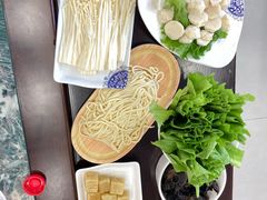 -楼外楼大刀肉传统火锅居(幸福街店)