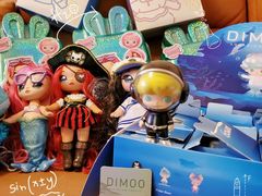 -泡泡玛特POPMART(蓝色港湾店)