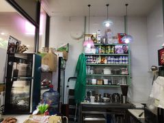 -BOIBOI马来茶餐室(江宁路店)
