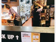 -麦当劳(静安寺店)