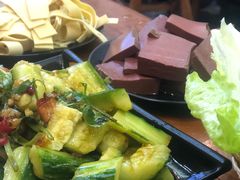 -曹丞相·地锅鸡·地锅鱼(武林店)