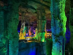 -泰安地下龙宫景区