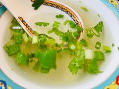 -毛辣果·贵州红酸汤牛肉火锅(西单店)