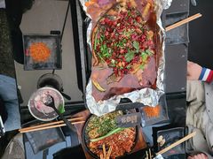 -何师烧烤Pro ·江湖川菜·小龙虾·精酿(太古里旗舰店)