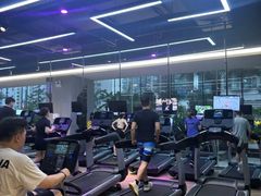 -威克健身游泳(万菱汇店)