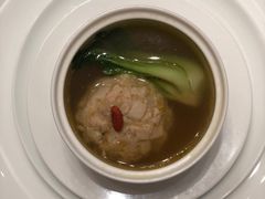 蟹粉狮子头-臻萃轩中餐厅(国家会展中心店)