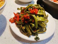 椒麻贡菜-贵州辣子鸡番茄鸡