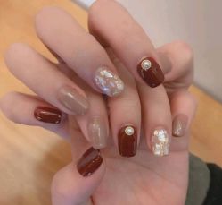 -Pink You美甲美睫纹绣定制中心