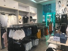 -H&M(鹏欣水游城店)