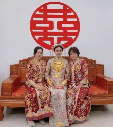 -LOVE SHINE婚纱·红鼎庄龙凤褂·妈妈装定制
