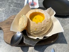 -BOURBON 玻本美式餐厅酒吧(虹桥新天地店)
