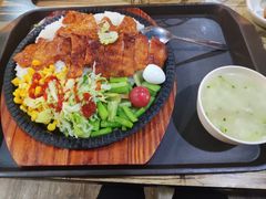 鸡扒饭-济南大学-第8食堂