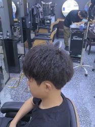 -藤野造型专业烫染接发