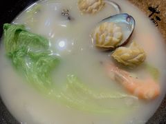 金汤小鲍鱼面-十面欢腾·海鲜面·台式Bistro(长乐路店)