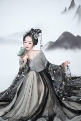 -盘子女人坊生日照·摄影馆(浦东店)