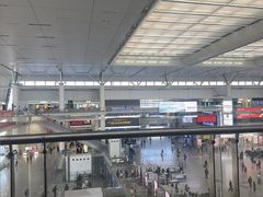 -麦当劳(上海虹桥站30B检票口楼上)