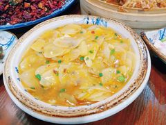 -黄桷树曹家私房菜(江与城店)