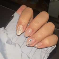 -雅洁美甲美睫