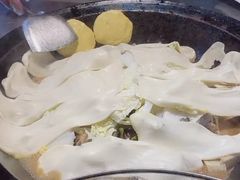 -屯老二农家铁锅炖·行业领军者(梅江店)
