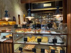 面包甜点陈列柜-仙峰天然面包(迎宾路店)