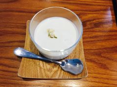 浓郁茉莉奶冻-原食日记(三里屯店)