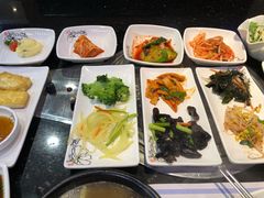 -青松馆韩国料理(香港中路佳世客店)