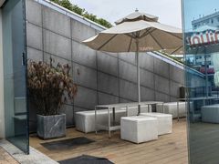 -UNI UNI(环亚凯瑟琳店)