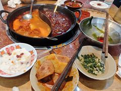 -赵美丽·重庆社区火锅·直营店(火车东站·中豪国际店)