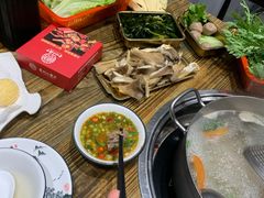 -刘少华贵州小黄牛·鲜牛肉火锅(总店)