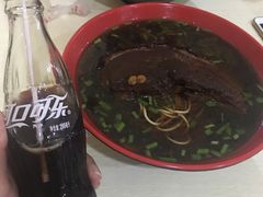 -小龙大肉面馆