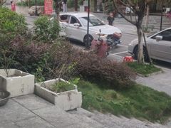-7号院街鲜鱼府·涮烤一体(酒城华府总店)