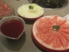 -生活如沸·顺德水牛奶火锅(大学路店)