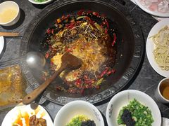-大鱼山房鱼头火锅(老字号品质店)