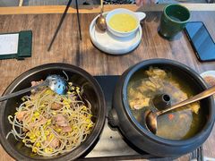云海肴汽锅鸡-云海肴云南菜(浦江欢乐颂店)