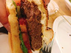 招牌牛肉汉堡-UPPER KITCHEN(延安路店)