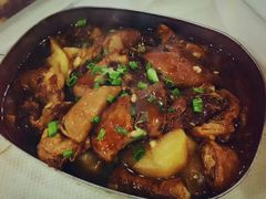 饭盒闷肥肠-渔娘渔家丹东海鲜(东直门店)