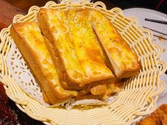蒜香黄油烤面包-Local泰莲庭(虹鳟鱼店)